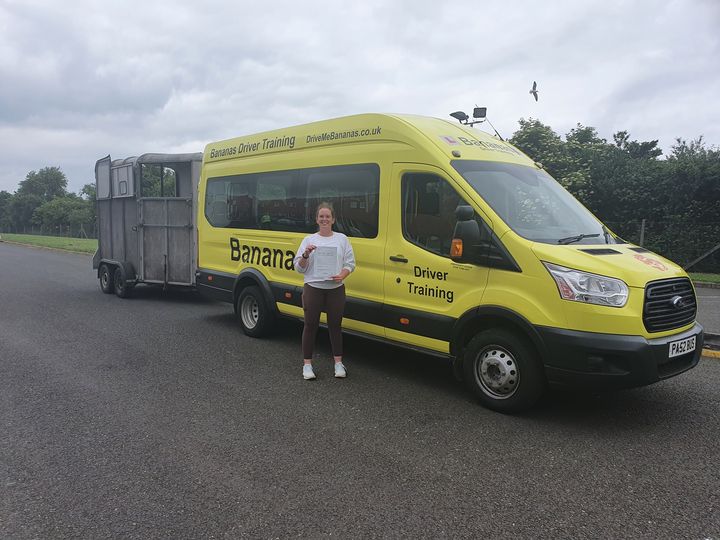 D1+E Minibus and heavy trailer training Livingston Scotland
